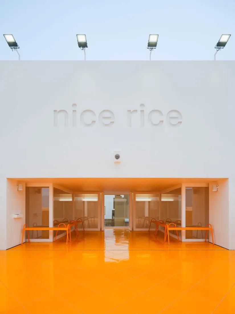 un_océano_interminable_de_percepciones._nice_rice_aranya_concept_store_por_say_architects